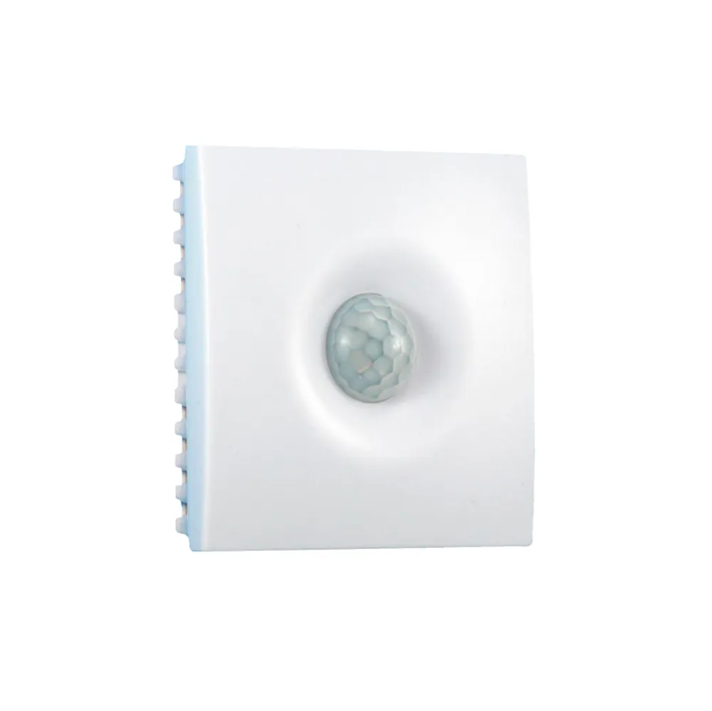 Температура, влажность, освещённость, шум, уровень CO2 и VOC, движение, ИК-передатчик.